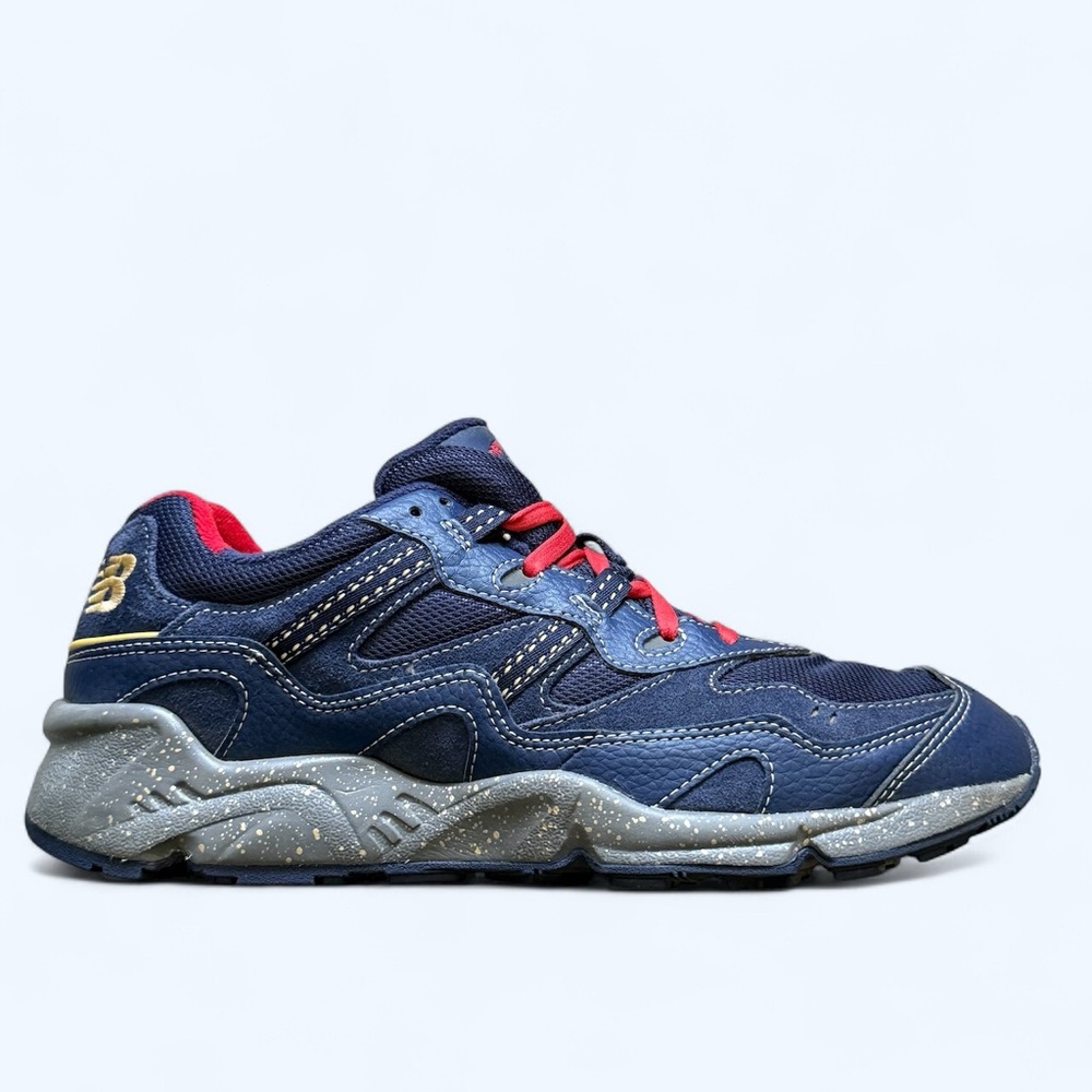 New Balance 850 Men's Blue Sneakers • Size 9 • Men